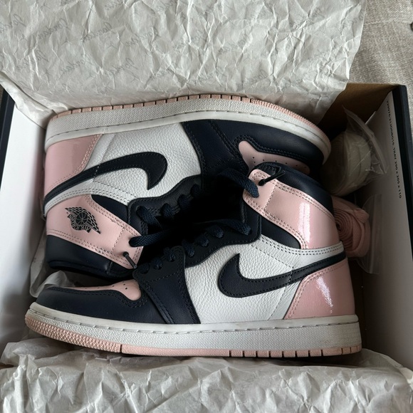 Women’s Air Jordan 1 Retro Hi OG Bubblegum - Picture 1 of 10